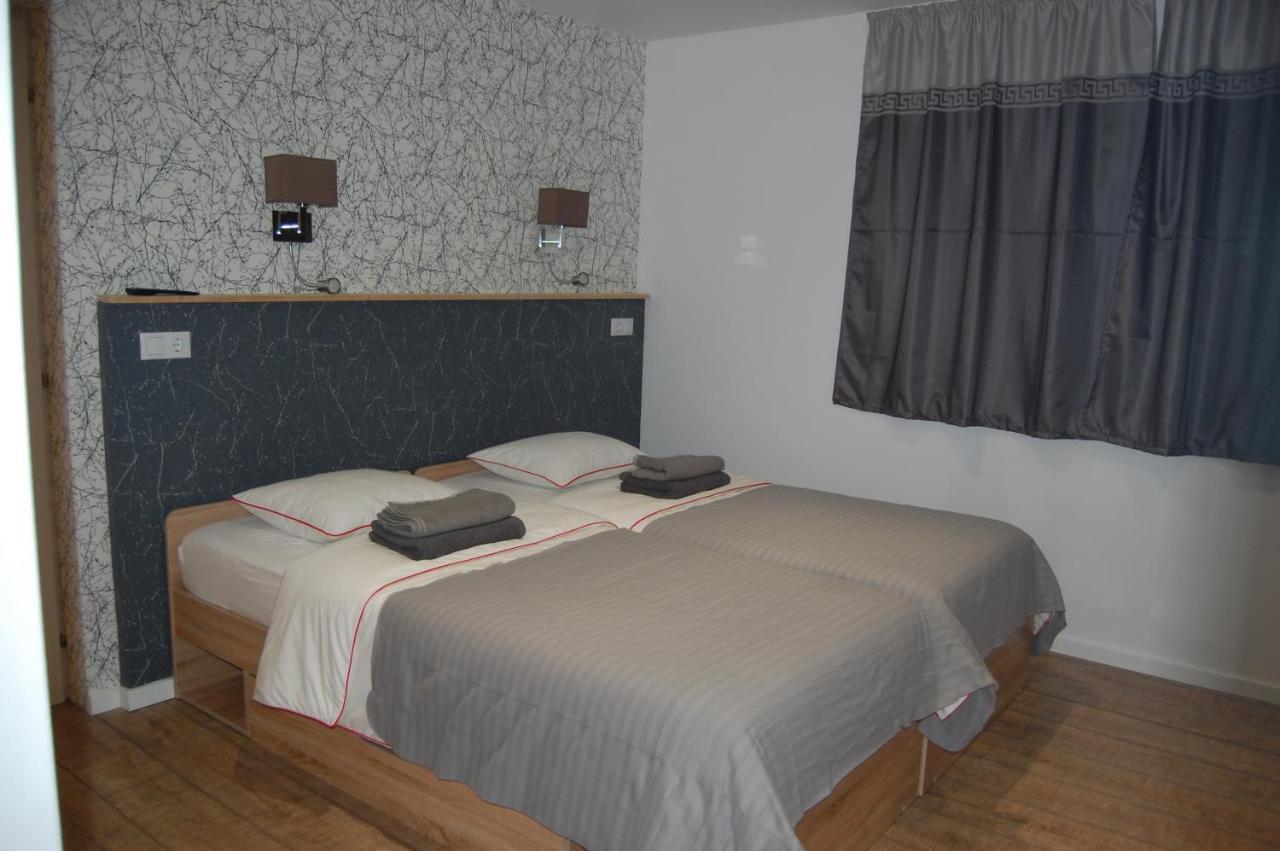 Vila Phoenix Calimanesti Exterior foto