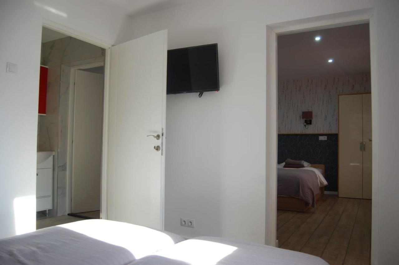 Vila Phoenix Calimanesti Exterior foto